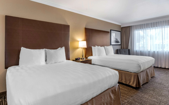 photo 3 of Best Western Plus Garden Court Inn