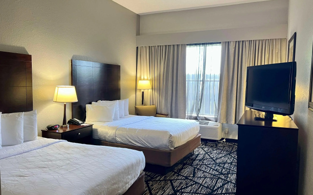 photo 4 of Best Western Plus Hobby Airport Inn & Suites