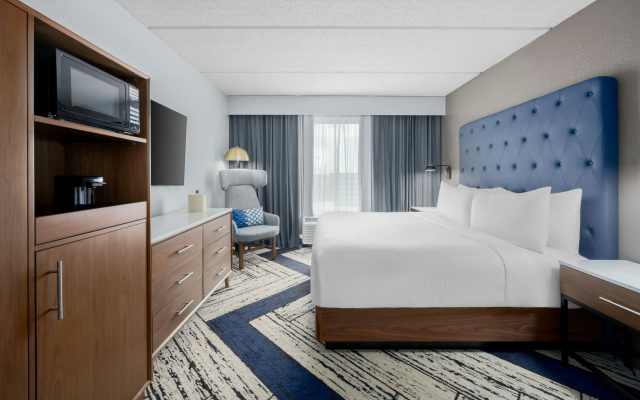 photo 3 of Four Points by Sheraton College Park Atlanta Airport