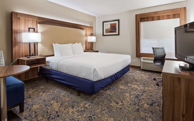 photo 5 of Best Western Plus Kansas City Airport-KCI East