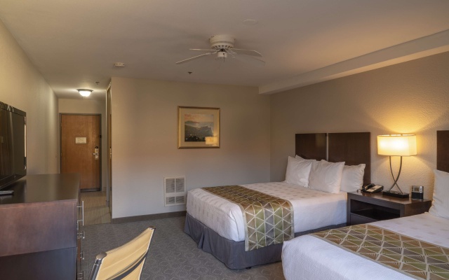 photo 3 of Best Western Plus Monterey Inn