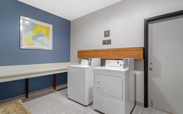 photo 3 of Best Western Plus North Houston Inn & Suites