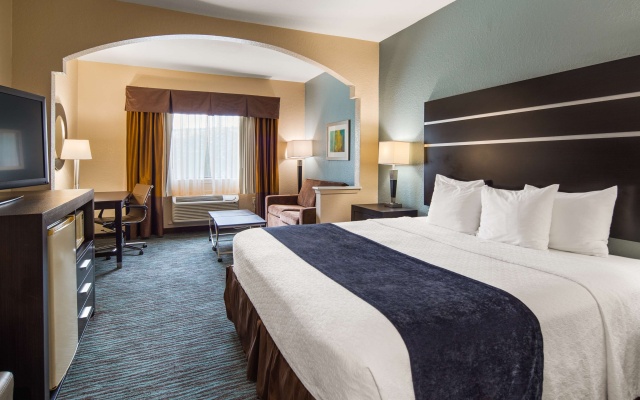 photo 3 of Best Western Plus Northwest Inn and Suites