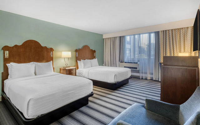 photo 4 of Best Western River North Hotel