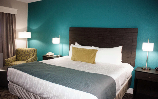 photo 5 of Best Western Plus Sebastian Hotel & Suites