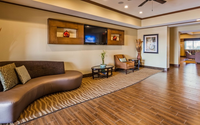 photo 2 of Best Western Plus Seminole Hotel & Suites