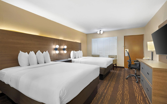 photo 5 of Best Western Plus Stovall's Inn