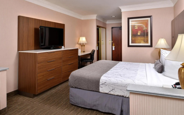 photo 4 of Best Western Plus Suites Hotel - LAX Airport LA Stadium
