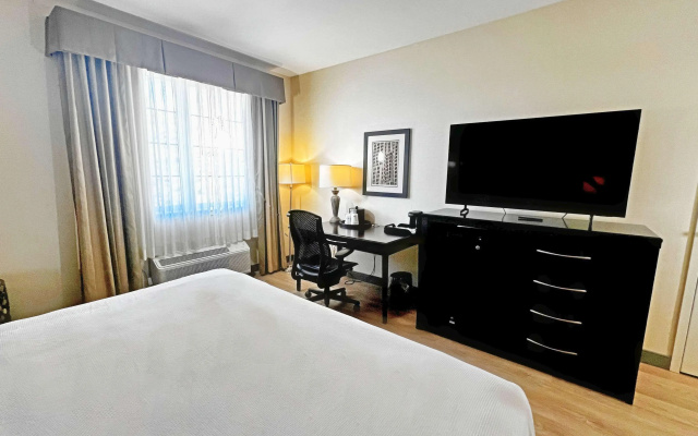 photo 3 of The Prussia Hotel, BW Signature Collection