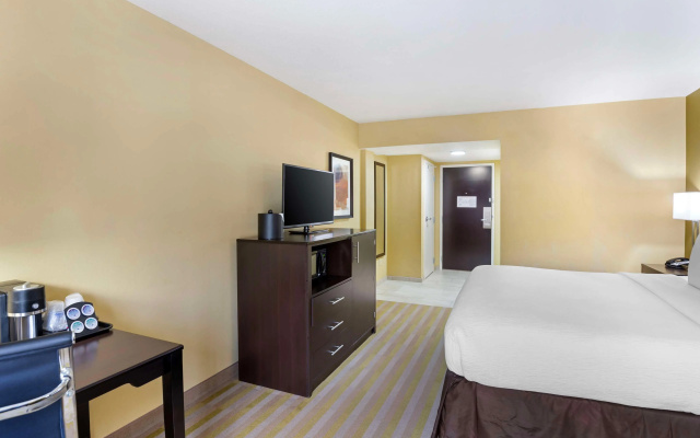 photo 5 of Best Western Plus Thornburg Inn & Suites