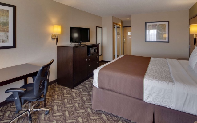 photo 2 of Best Western Pontiac Inn