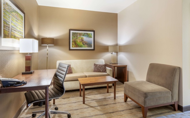 photo 4 of Best Western Premier Boulder Falls Inn