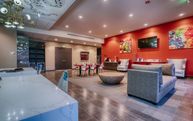 photo 2 of Best Western Premier NOHO Inn