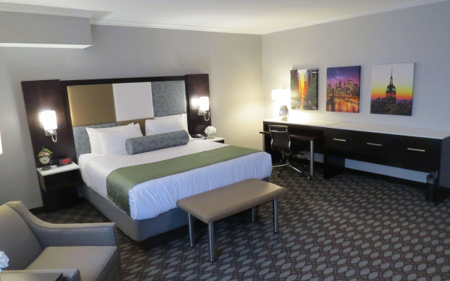 photo 5 of Best Western Premier NYC Gateway Hotel