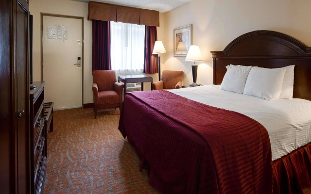 photo 3 of MHO Inn & Suites