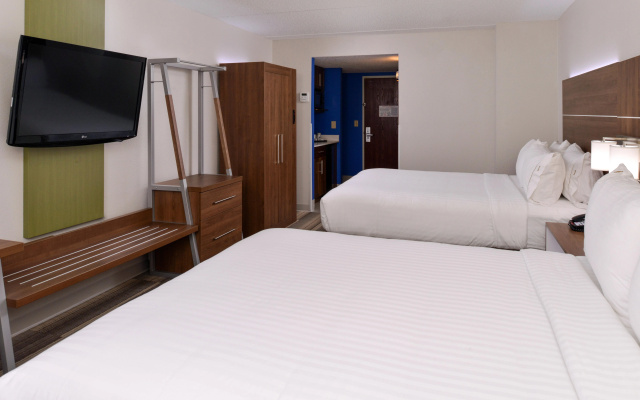 photo 4 of Holiday Inn Express & Suites Raleigh NE - Medical Ctr Area by IHG