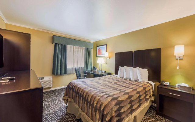 photo 3 of Best Western Richfield Inn