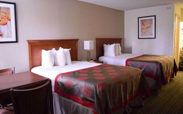 photo 4 of Ramada by Wyndham Savannah Gateway