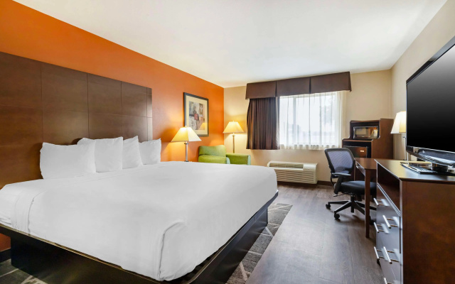 photo 4 of Best Western Inn & Suites