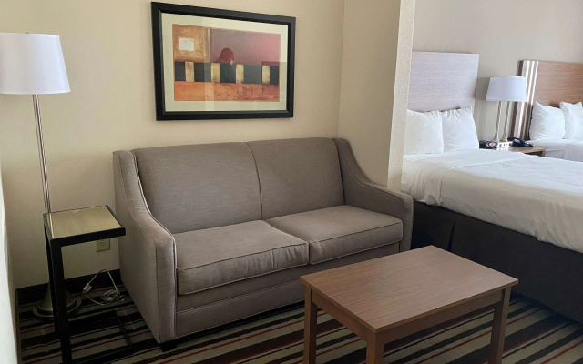 photo 4 of City Express by Marriott Danville
