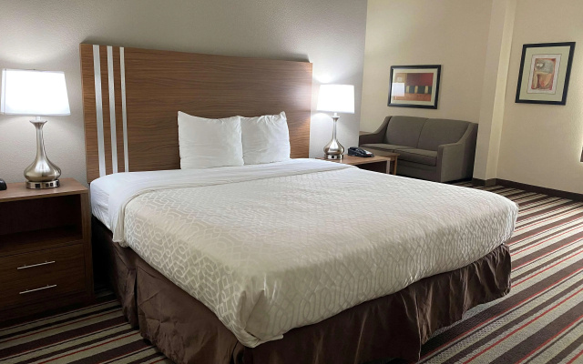 photo 5 of City Express by Marriott Danville