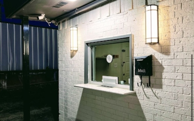 photo 2 of Bishop Arts Suites Downtown Dallas Near I-35E