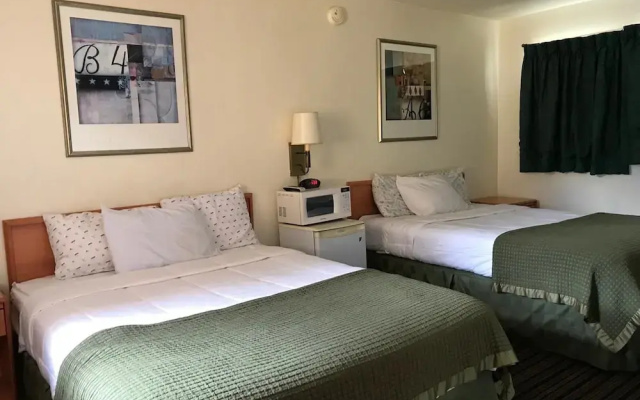 photo 3 of Blue Mountain Hotel