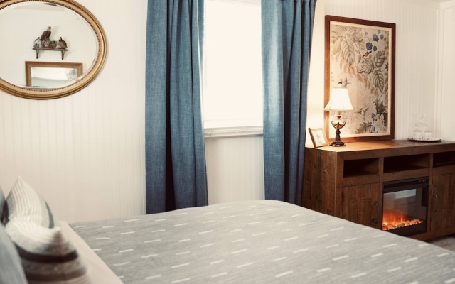 photo 4 of Blue Ridge Inn Bed & Breakfast