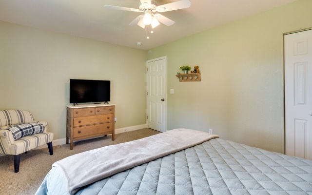 photo 4 of Pet-friendly Home w/ Sunroom in Blue Ridge Mtns!