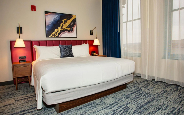photo 3 of BLU-Tique, Akron, a Tribute Portfolio Hotel