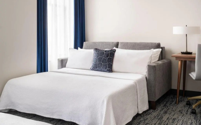 photo 4 of BLU-Tique, Akron, a Tribute Portfolio Hotel