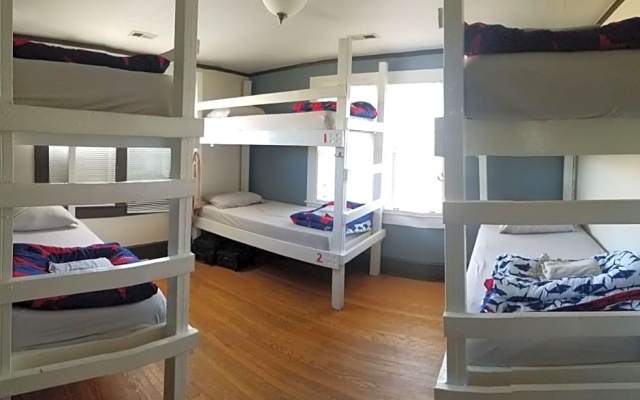 photo 5 of Bon Paul & Sharky's Youth Hostel