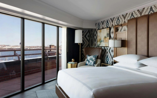 photo 4 of Boston Marriott Long Wharf