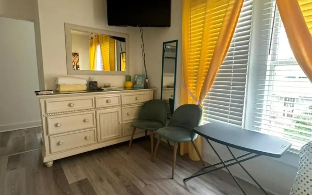 photo 4 of Boutique apartment near downtown WPB
