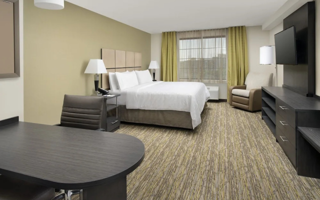 photo 4 of Bragg Towers Extended Stay Hotel