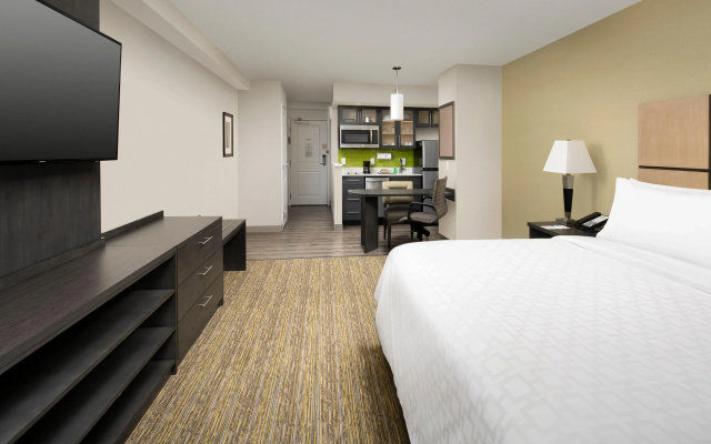 photo 2 of Candlewood Suites Alexandria West by IHG