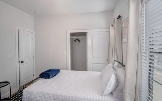 photo 5 of Stylish Living New 3BR 2.5ba at Amazing Downtown