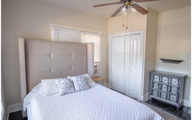photo 5 of Cozy Historic House (Indiana Street 712)