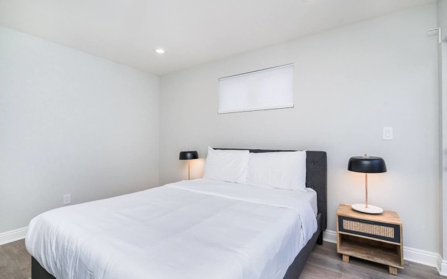 photo 5 of Brand NEW Luxury Modern 3bdr Townhome In Silver Lake