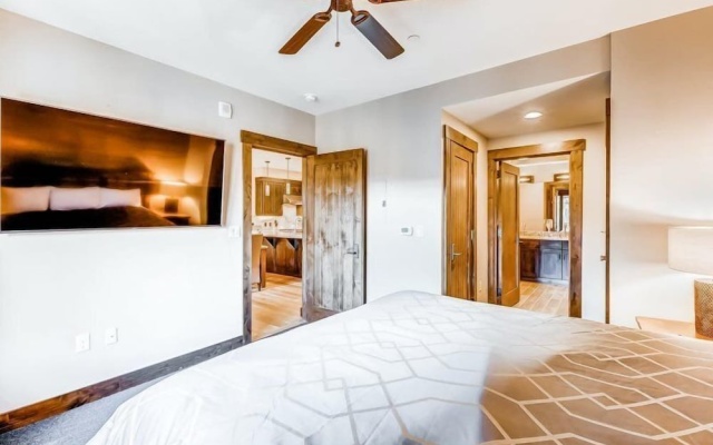 photo 3 of One Bedroom Luxury Condo on Main Street in Downtown Breckenridge