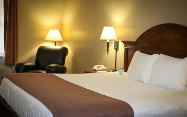 photo 5 of Breckinridge Inn