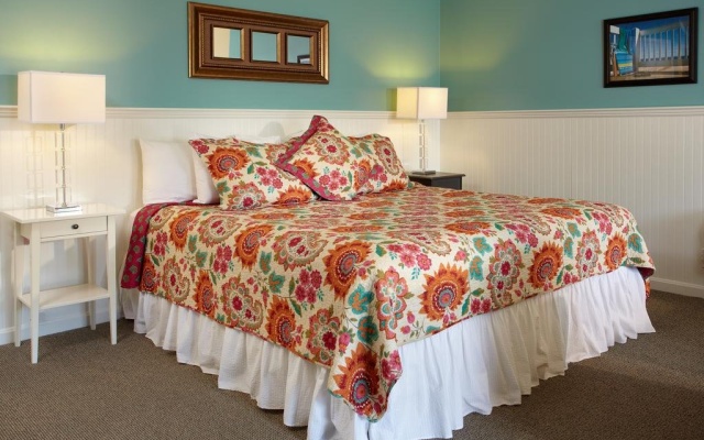 photo 2 of Breezeway Boutique Hotel