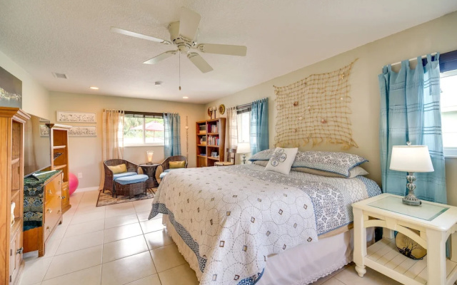 photo 5 of Breezy Palm Bay Home: Outdoor Pool, Near Beaches!