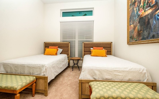 photo 5 of Bright and Airy Condo with Fast Wifi! Gym, Pool & Parking Included!