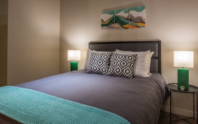 photo 5 of Bright Apartments on Allegheny River