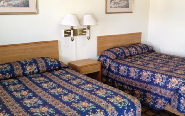 photo 5 of Broadway Inn