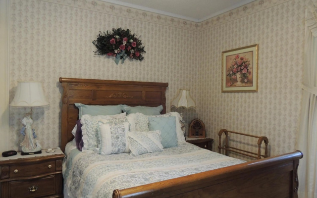 photo 2 of Brookview Manor Inn