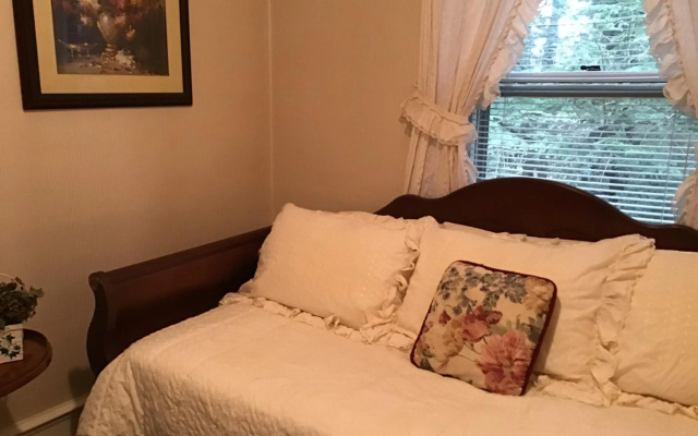 photo 4 of Brookview Manor Inn