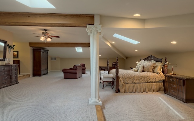 photo 2 of Bryson City Loft