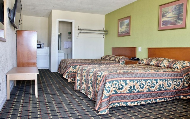 photo 5 of Executive Inn of Arlington, Near AT&T Stadium